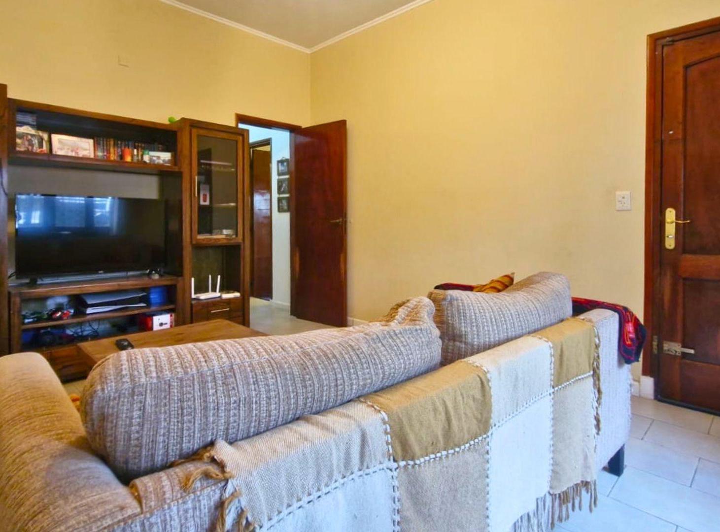 Foto de VENTA CASA 3 AMBIENTES HURLINGHAM APTO CREDITO, imagen 2