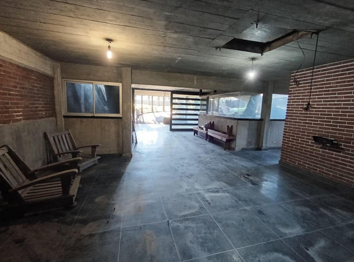 Foto de VENTA DE PROPIEDAD EN CASTELAR NORTE CON 748 M², imagen 5