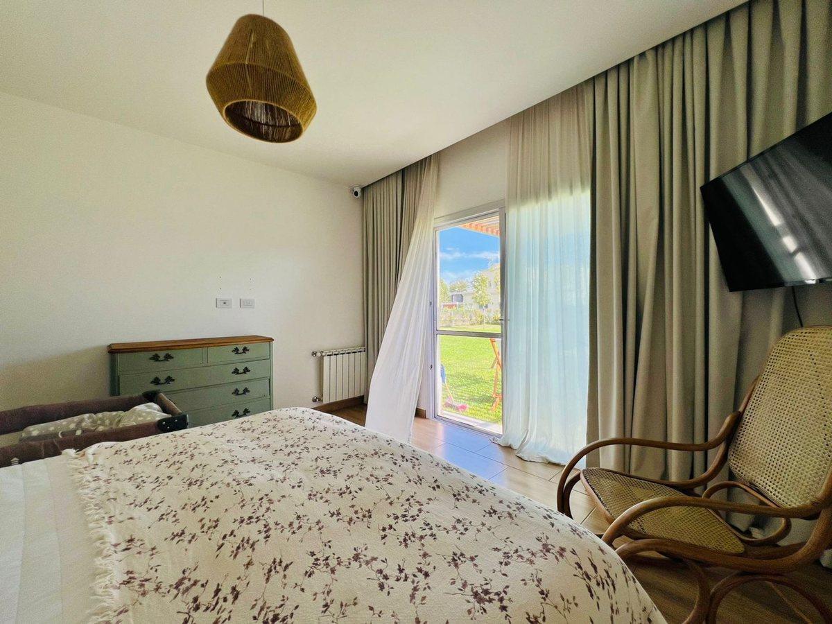 Foto de CASA EN VENTA EN PRADOS DEL OESTE 4 AMBIENTES, imagen 3