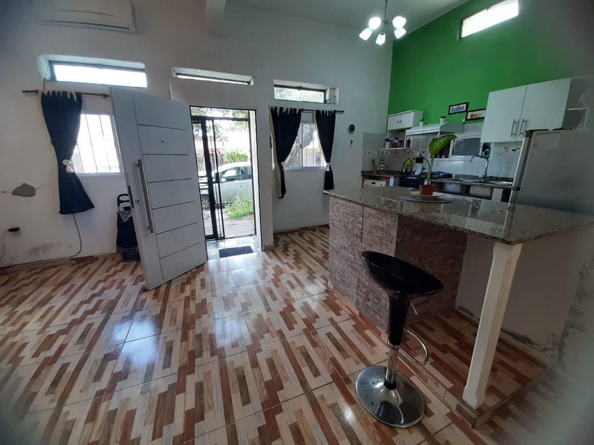 Foto de VENTA PH AL FRENTE MONOAMBIENTE MORON SUR, imagen 3