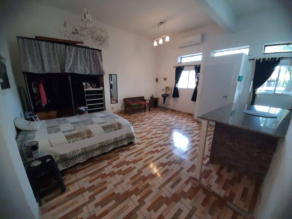 Foto de VENTA PH AL FRENTE MONOAMBIENTE MORON SUR, imagen 4