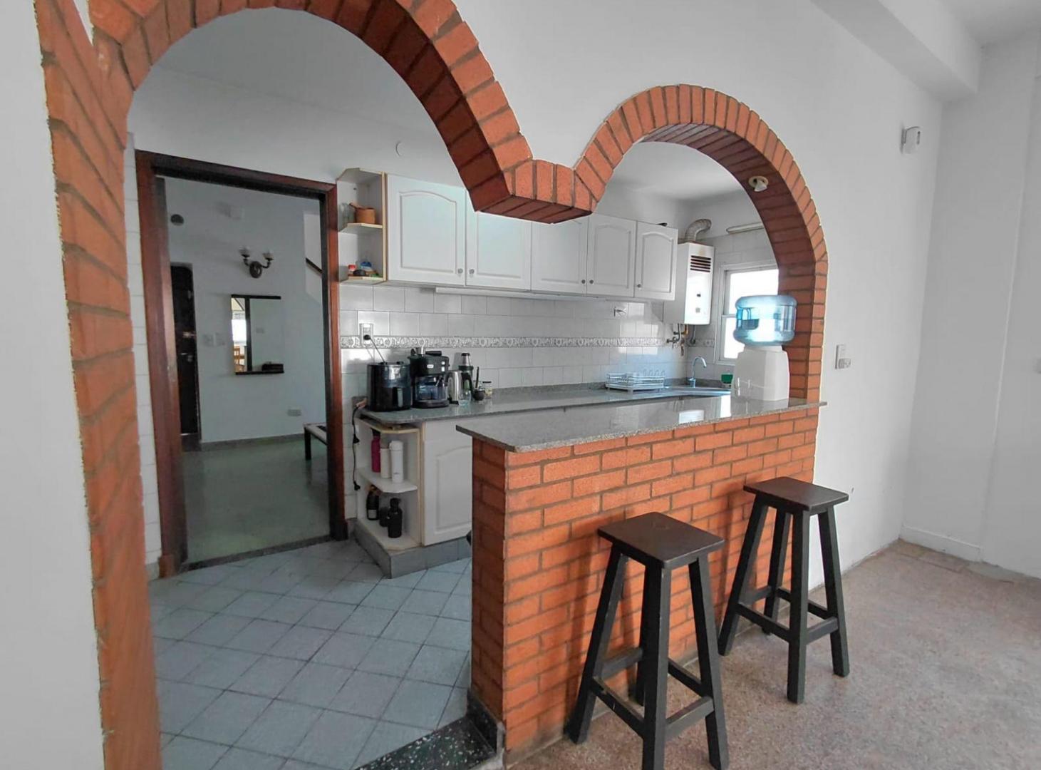Foto de VENTA CASA 5 AMBIENTES RAMOS MEJIA PATIO, COCHERA, imagen 4