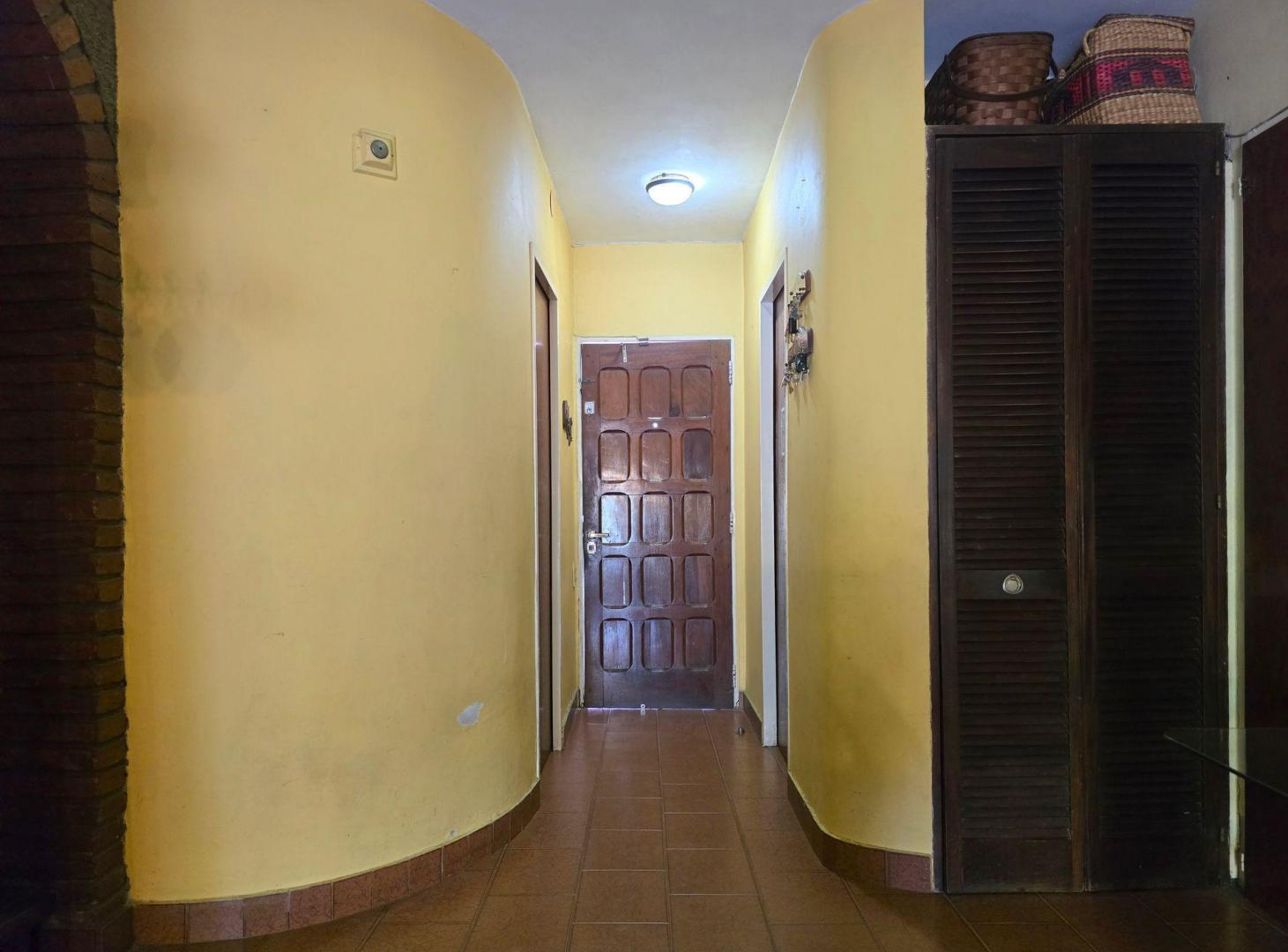 Foto de VENTA CASA RAMOS MEJIA 5AMB.JARDIN Y PILETA-PERMUT, imagen 5