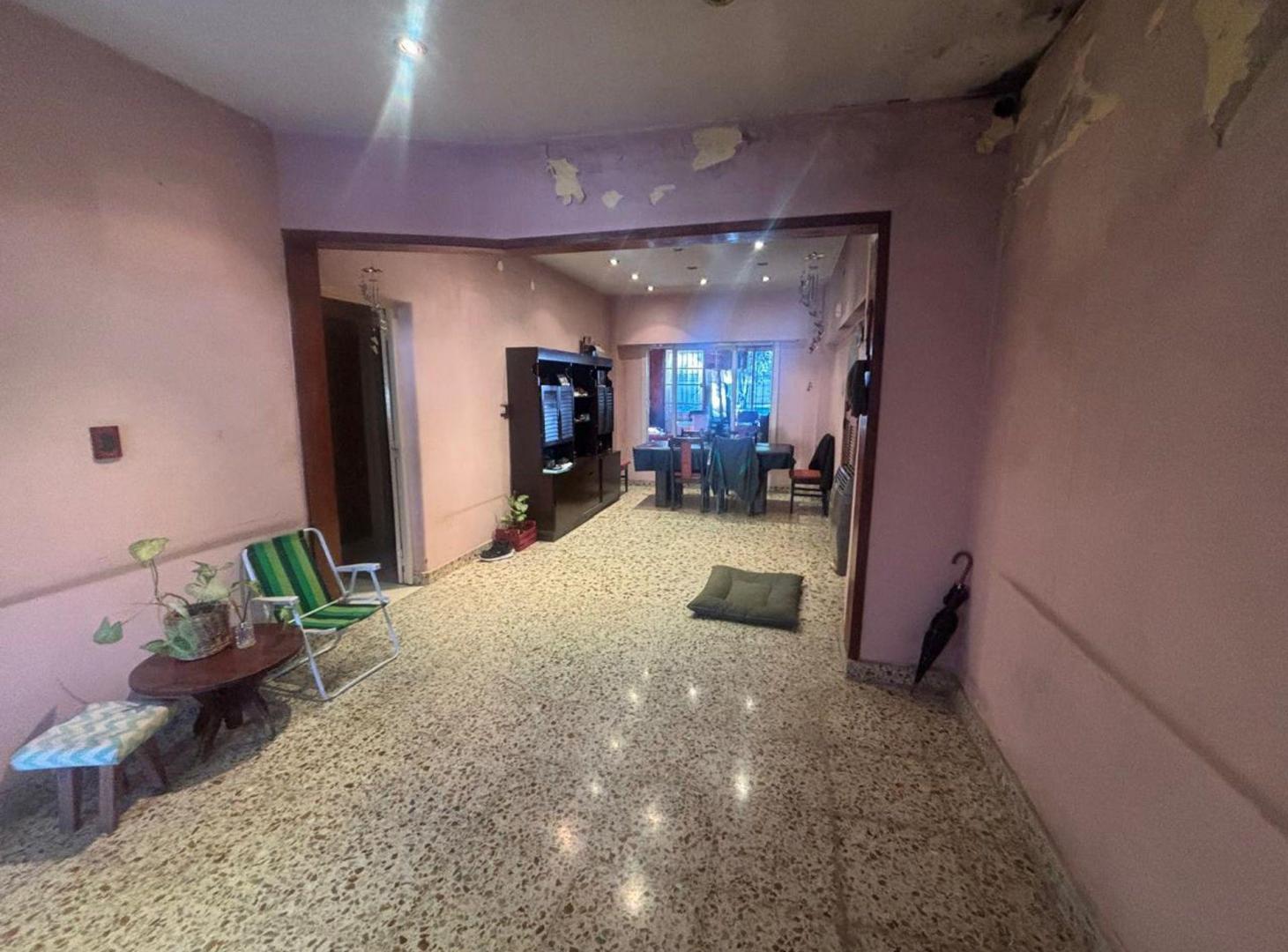 Foto de VENTA CASA 3 AMB CON PILETA EN PONTEVEDRA, imagen 1