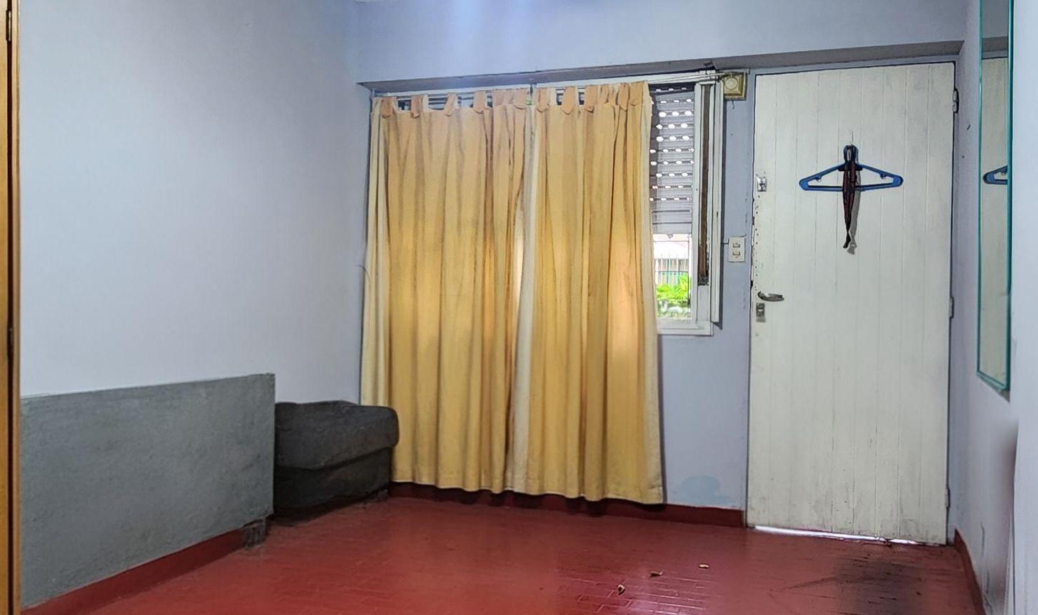 Foto de VENTA MONOAMBIENTE TIPO PH PLANTA BAJA CASTELAR, imagen 4