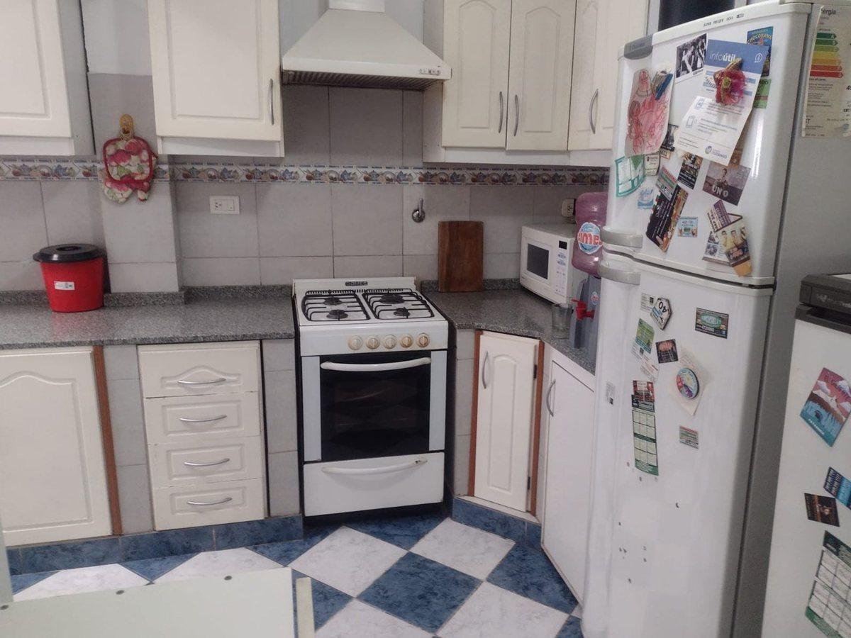 Foto de VENTA CASA 6 AMBIENTES PILETA ITUZAINGO, imagen 5