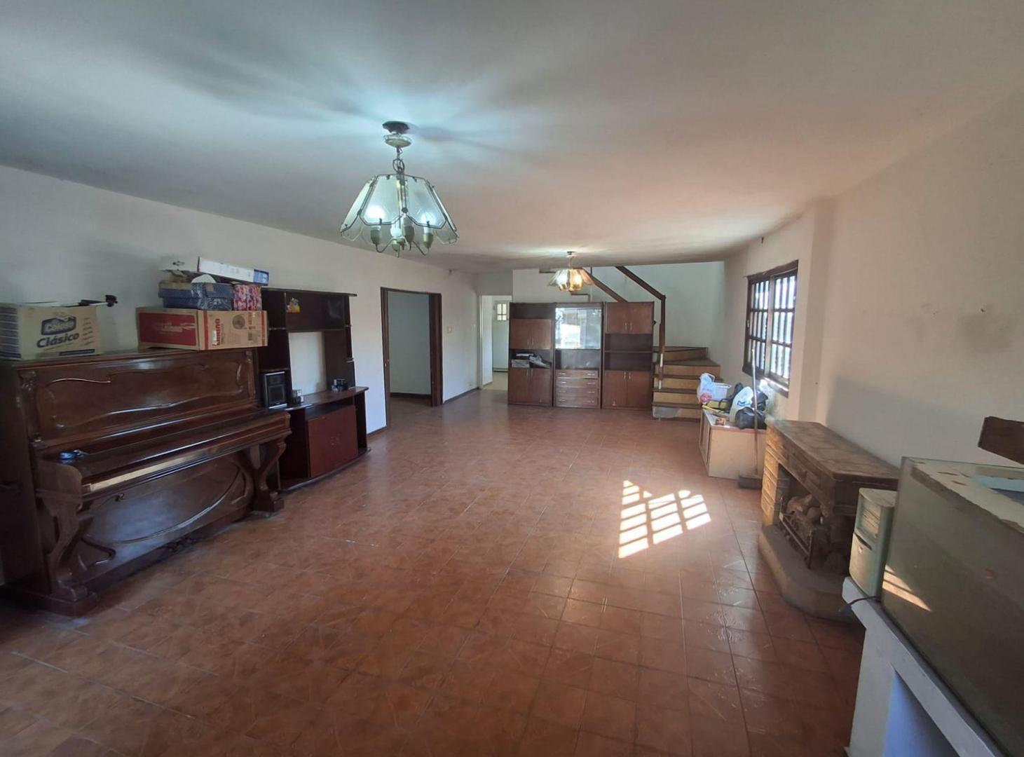 Foto de VENTA CASA 6 AMB MERLO NORTE SOBRE LOTE 780 M², imagen 1