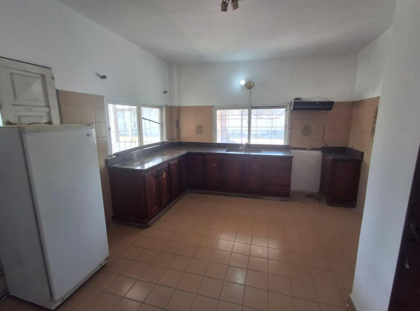 Foto de VENTA CASA 6 AMB MERLO NORTE SOBRE LOTE 780 M², imagen 2