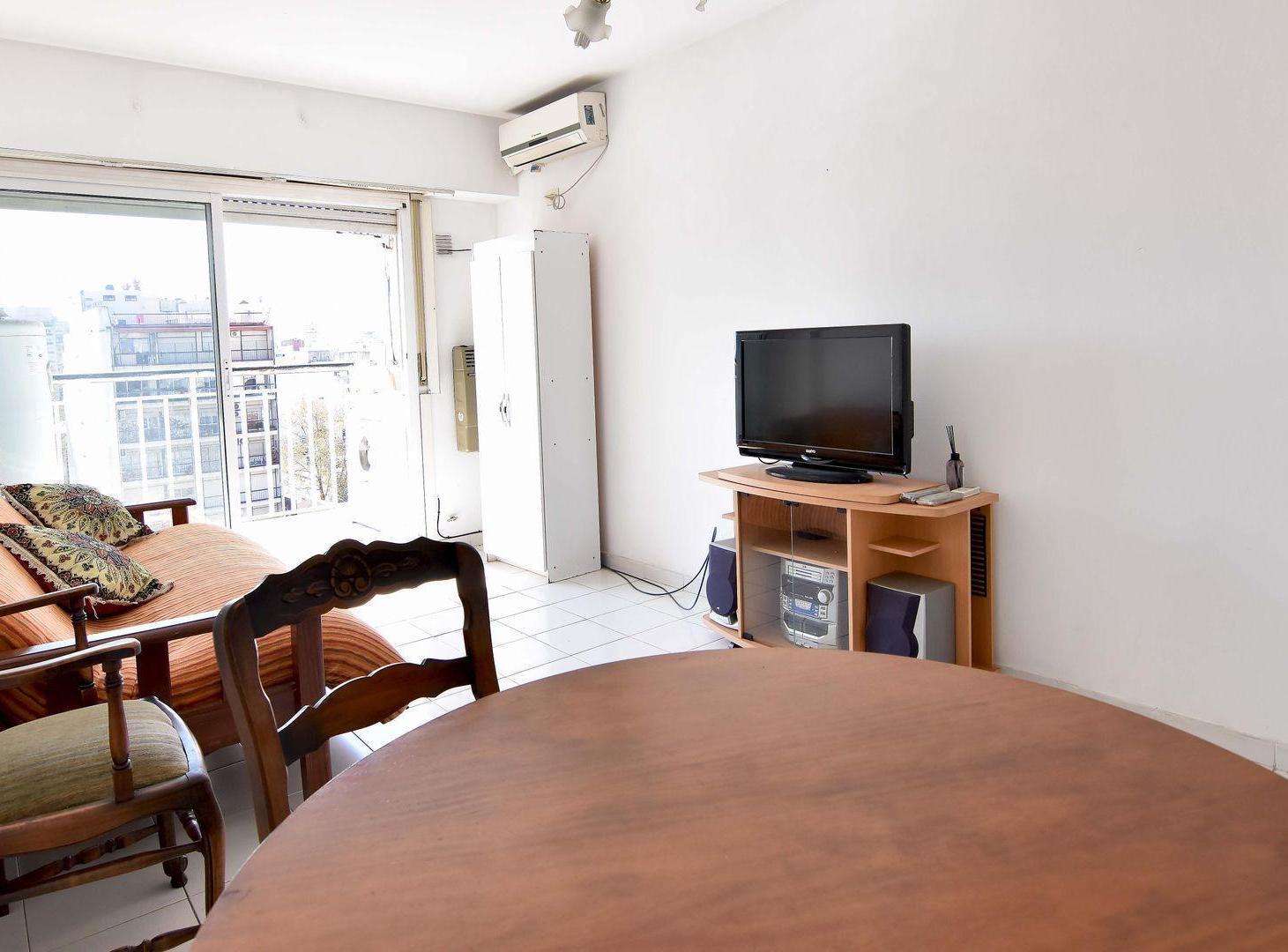 Foto de VENTA DPTO 1 AMB MONO FLORES BALCON COCINA IND, imagen 5