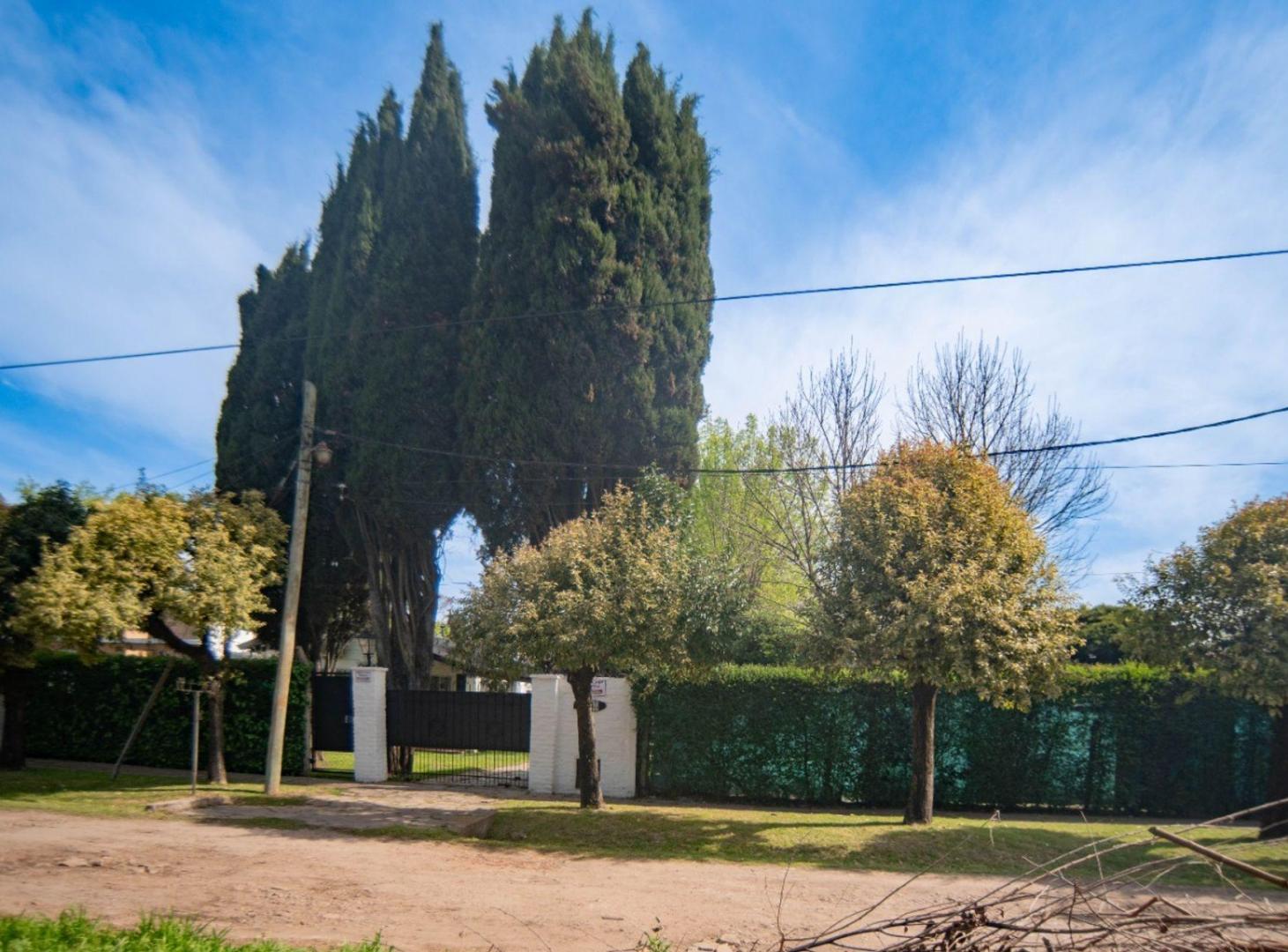 Foto de VENTA CASA 2 AMB EN LA REJA GRAN PARQUE CON PILETA, imagen 3