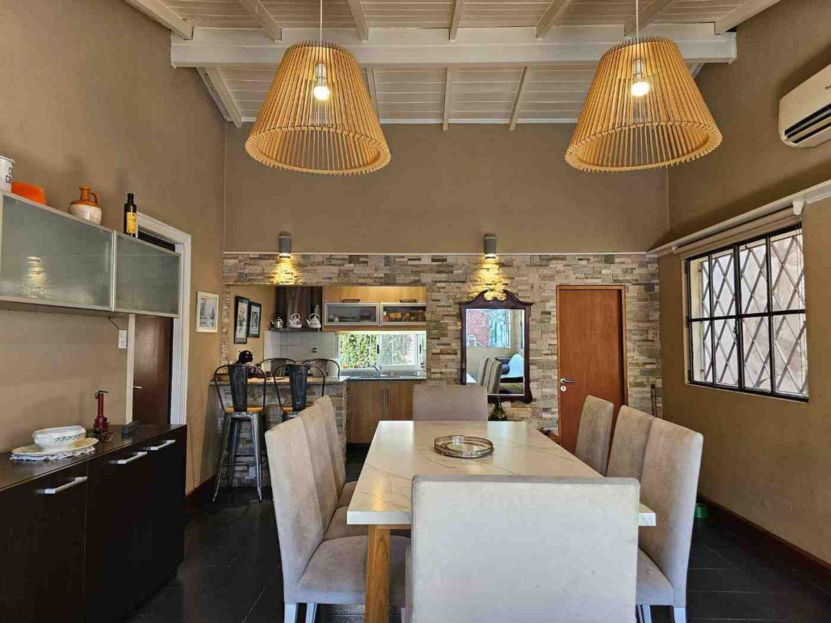 Foto de CASA 3 AMBIENTES VENTA ITUZAINGO C/ PILETA PERMUTA, imagen 5