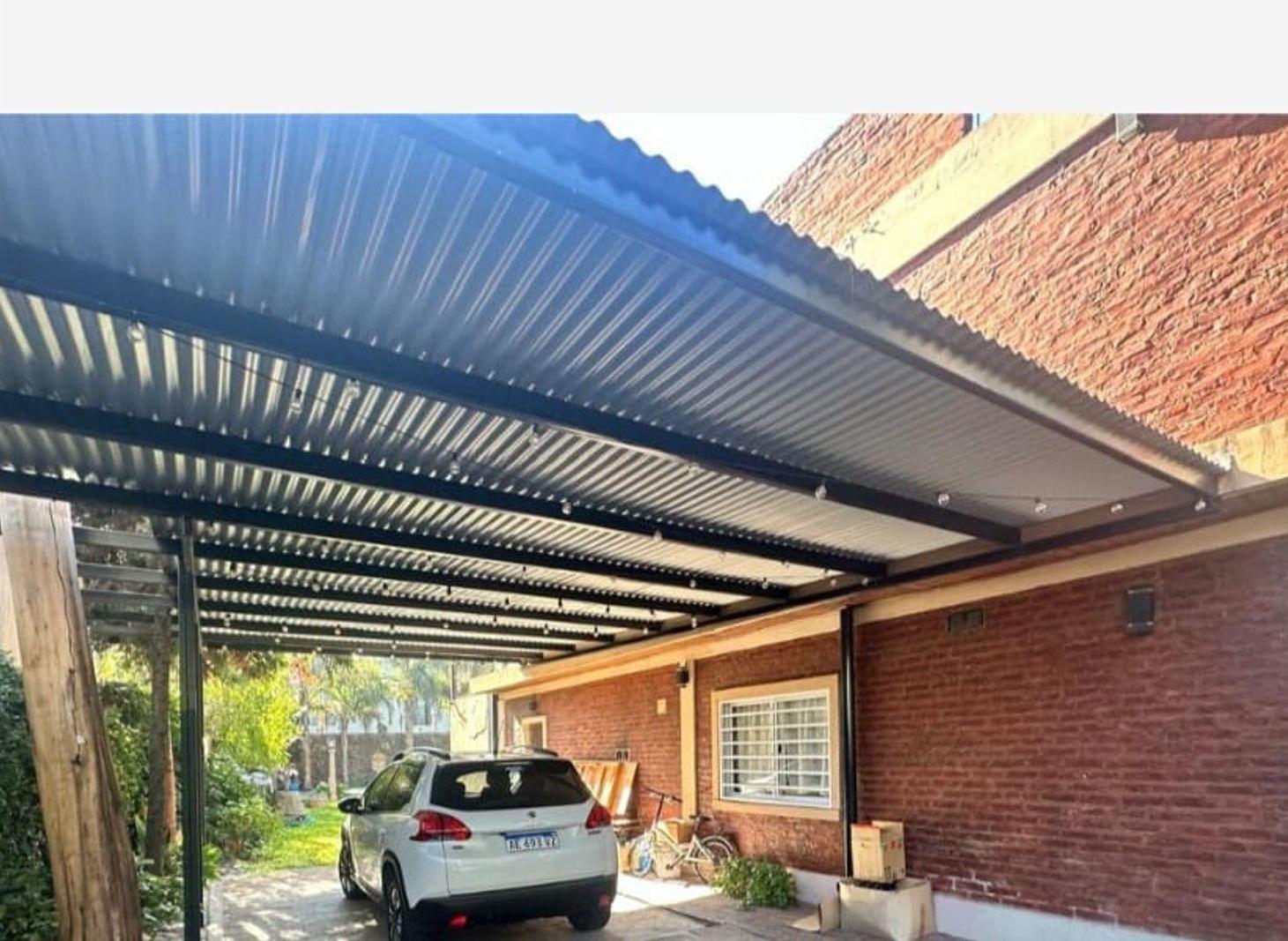Foto de Amplia casa con pileta y quincho en Ituzaingó, imagen 3