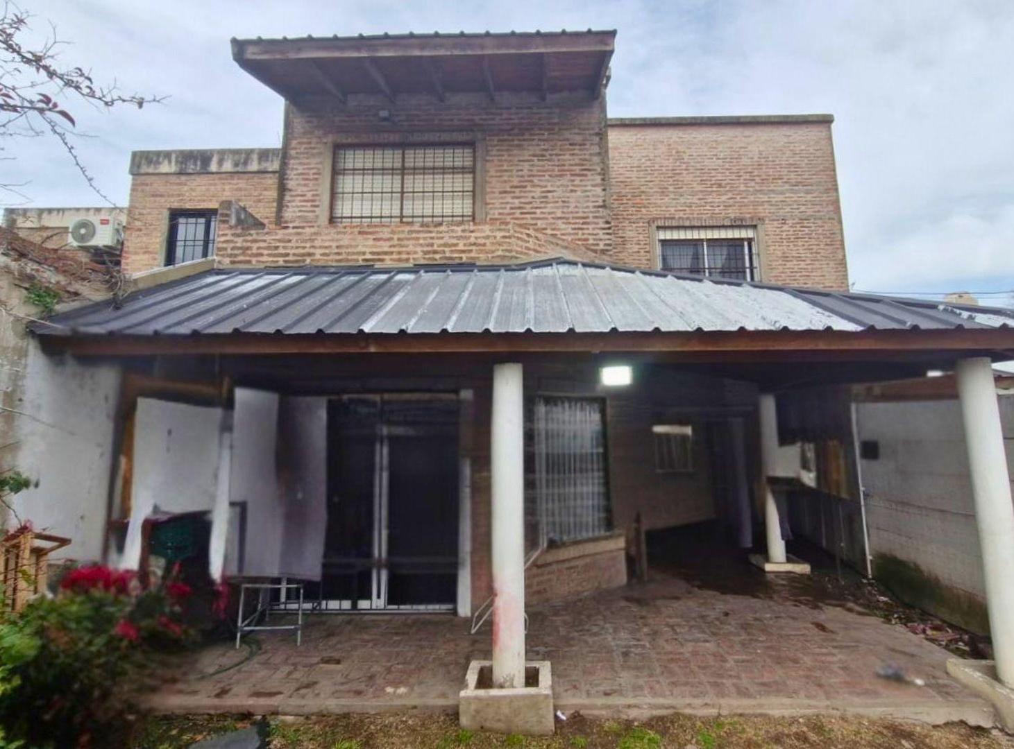 Foto de VENTA CASA 5 AMBIENTES MERLO, imagen 5