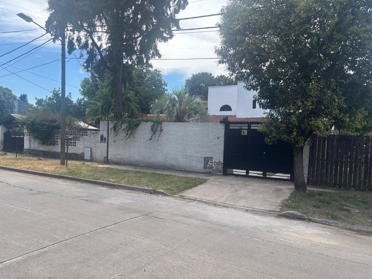 Foto de VENTA CASA 4 AMBIENTES ITUZAINGO NORTE, imagen 2