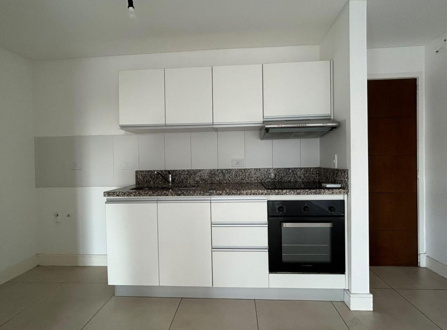 Foto de VENTA DEPTO 2 AMB C/ BALCÓN Y COCHERA ITUZAINGÓ, imagen 5