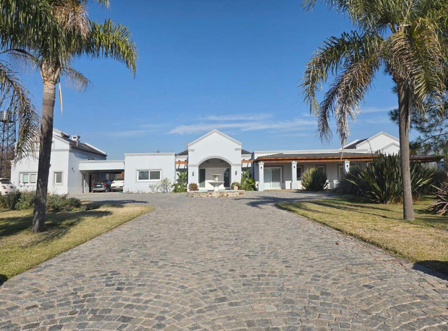 Foto de VENTA CASA LUJAN 8 AMB PILETA GREEN DE GOLF, imagen 5