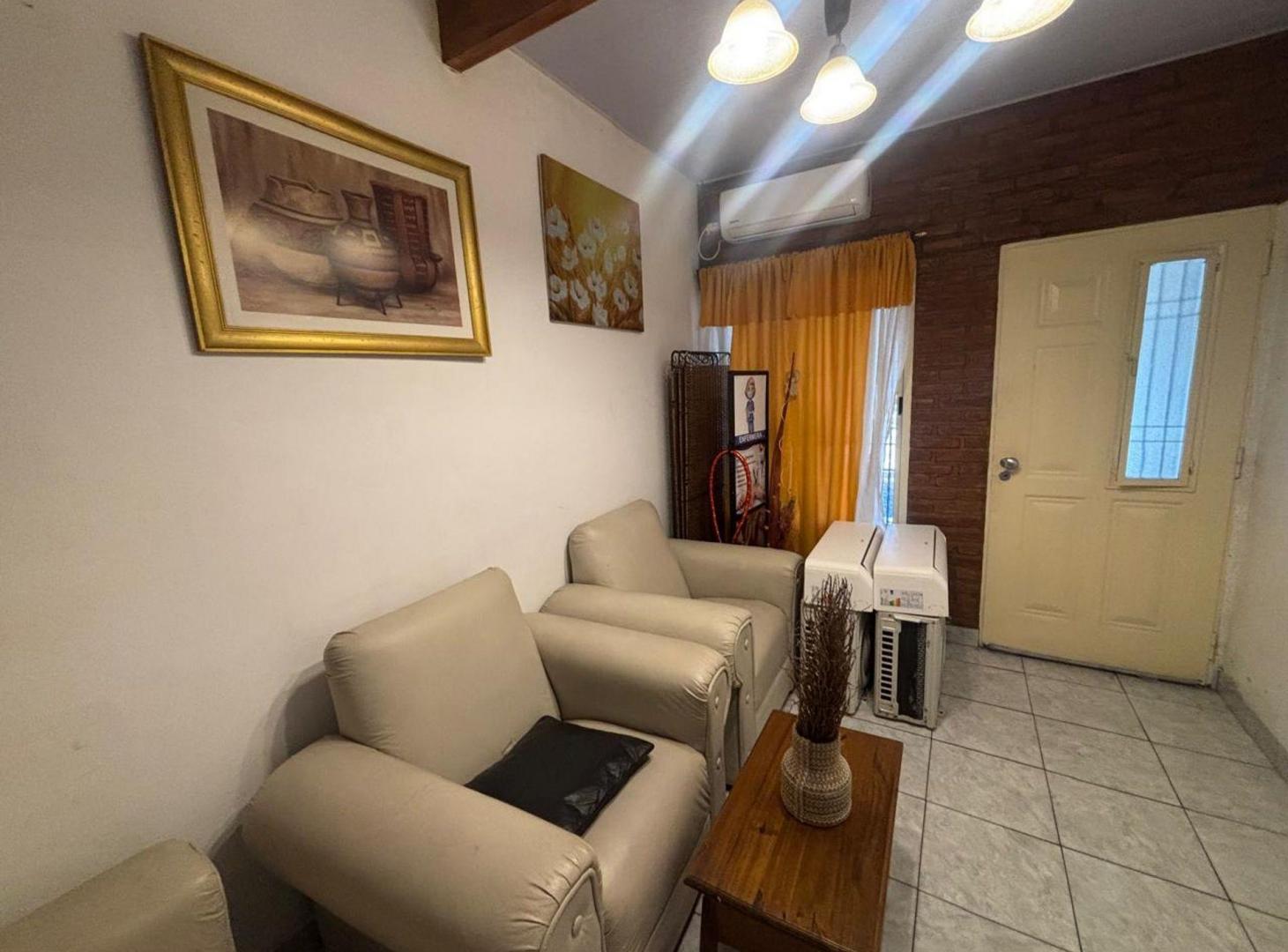 Foto de VENTA PH 3 AMB COCHERA EN ISIDRO CASANOVA, imagen 2