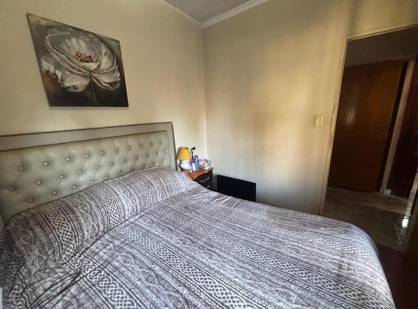 Foto de VENTA PH 3 AMB COCHERA EN ISIDRO CASANOVA, imagen 3
