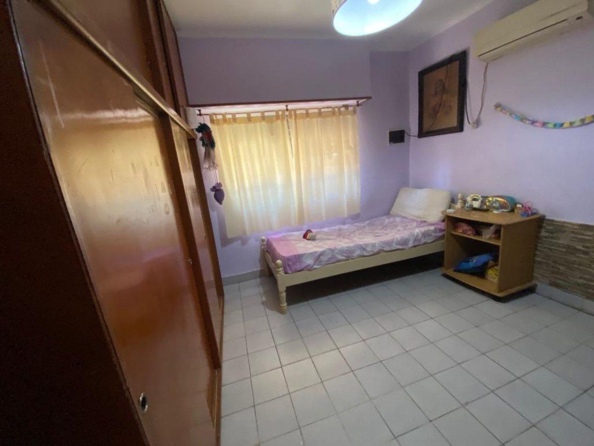 Foto de VENTA CASA 3 AMBIENTES, PARQUE, COCHERA, ITUZAINGO, imagen 4