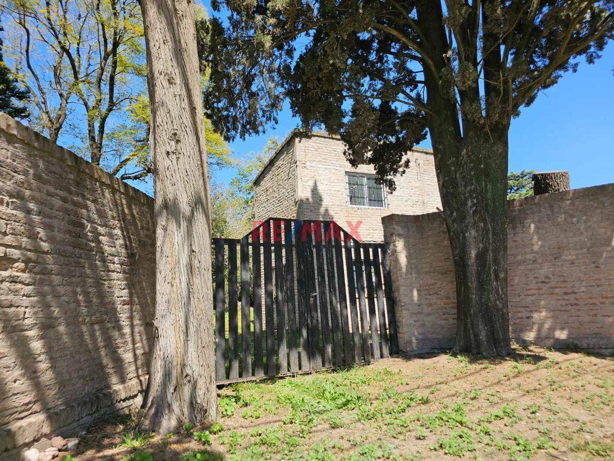 Foto de Casa quinta 3 amb Venta La Reja lote 1800m2 pileta, imagen 2