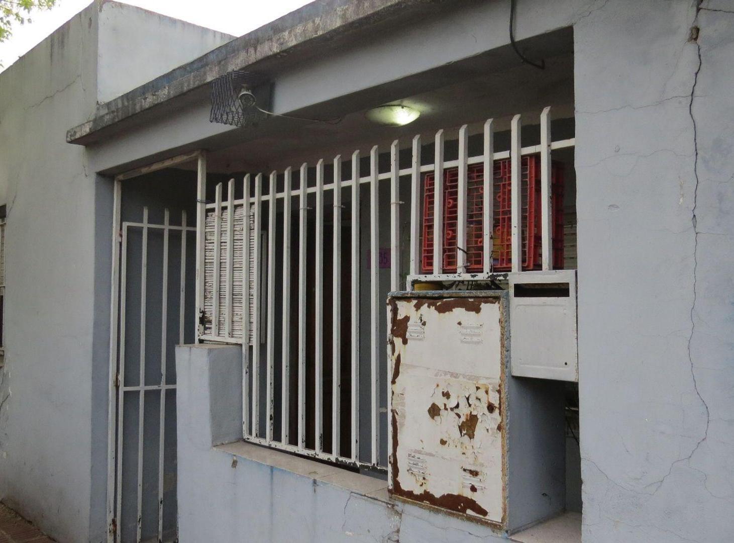 Foto de VENTA PH 3 AMBIENTES CON PATIO EN VILLA TESEI, imagen 1