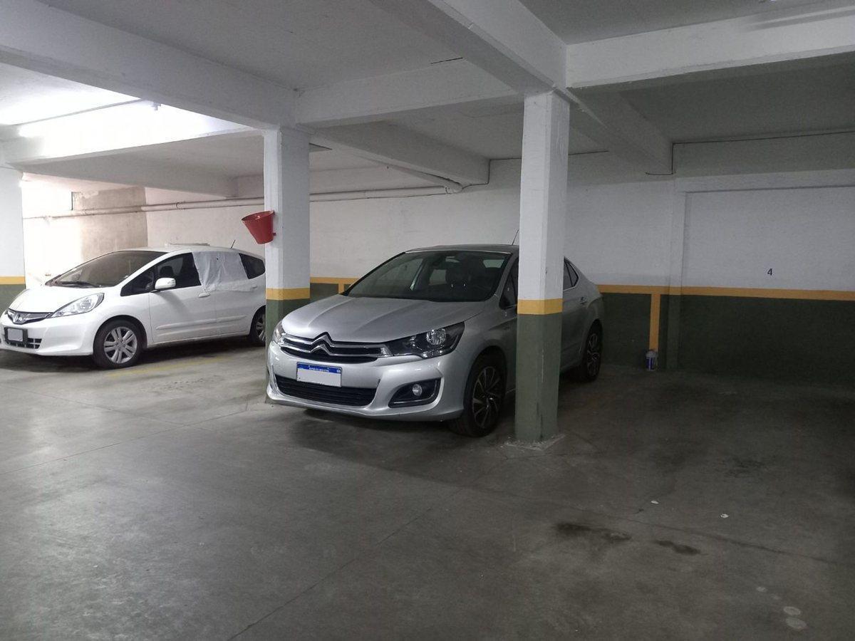 Foto de VENTA COCHERA CUBIERTA - VILLA BALLESTER, imagen 5