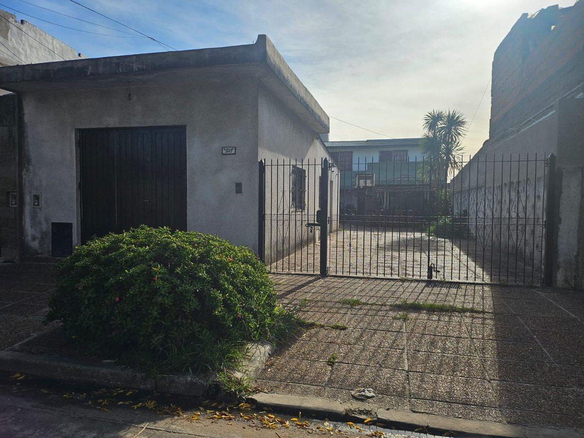 Foto de VENTA CASA 4 AMB - MORON- APTO CREDITO, imagen 2