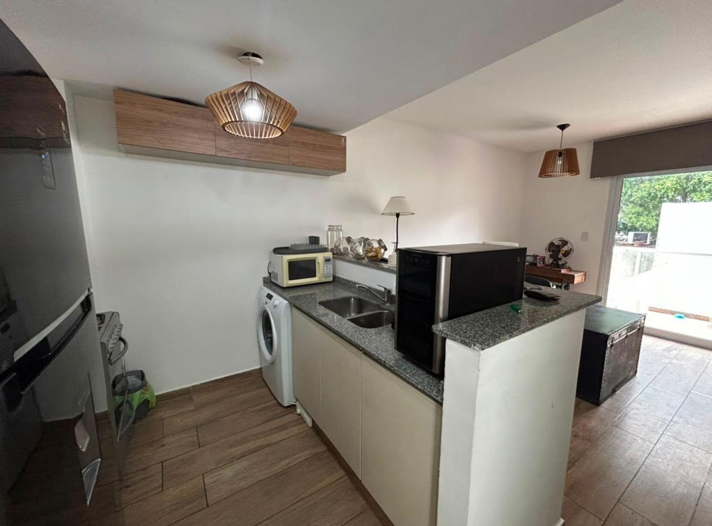 Foto de VENTA DEPARTAMENTO 3AMBIENTES CON COCHERA Y BALCON, imagen 3