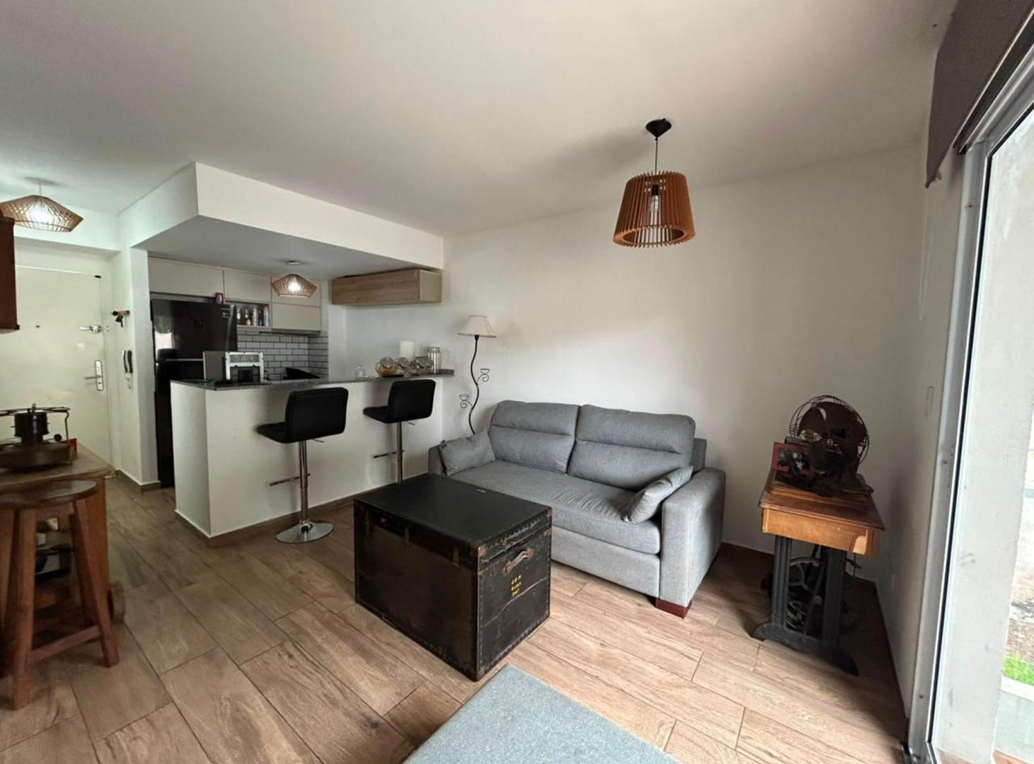 Foto de VENTA DEPARTAMENTO 3AMBIENTES CON COCHERA Y BALCON, imagen 2