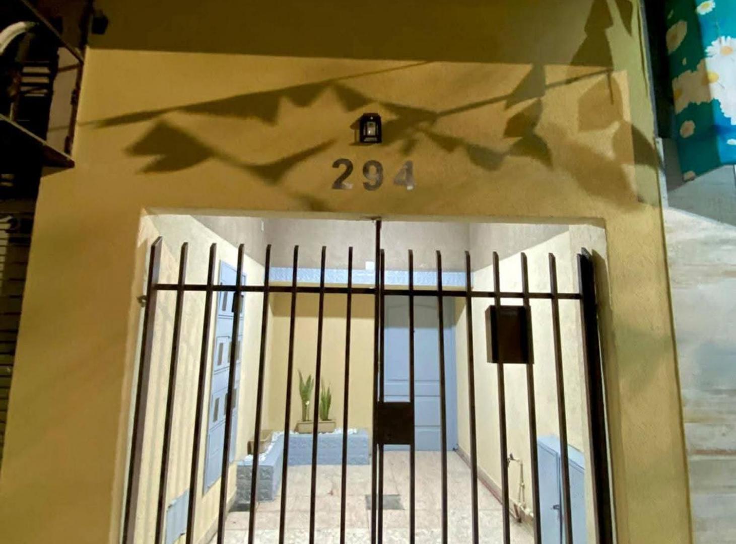 Foto de VENTA DEPARTAMENTO 3 AMB. CON PATIO - V. LUZURIAGA, imagen 3