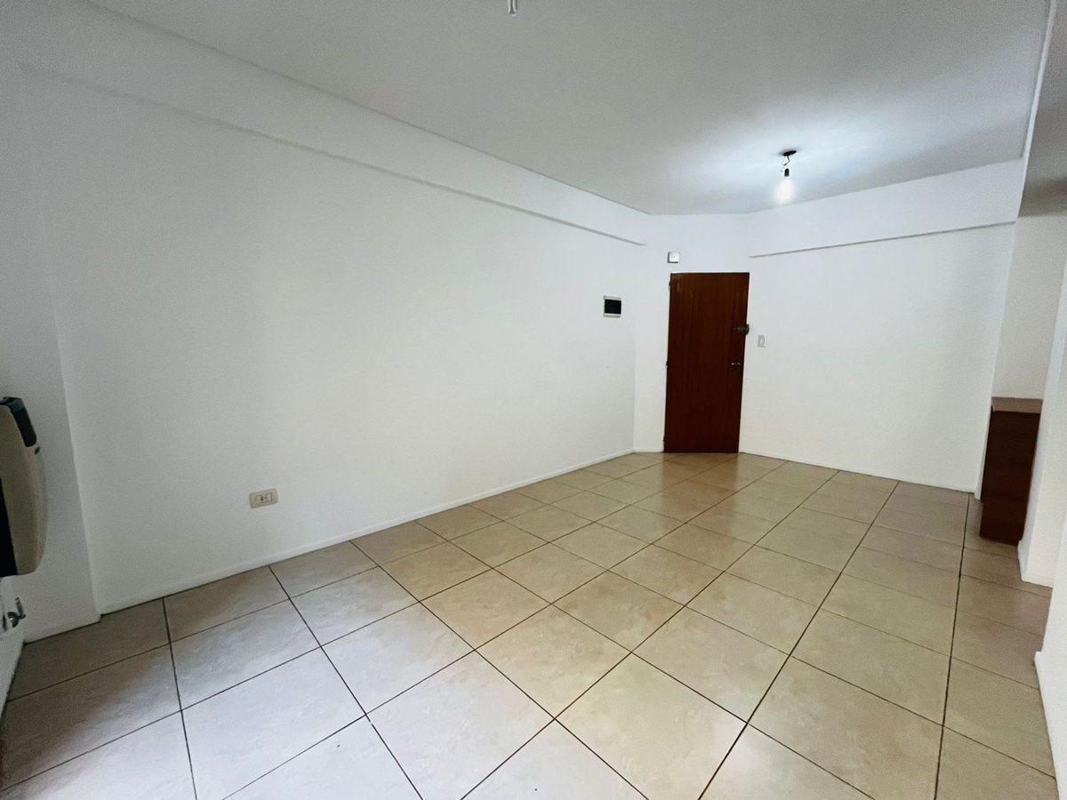 Foto de ALQUILER DPTO 2 AMBS CASTELAR NORTE CON COCHERA, imagen 3