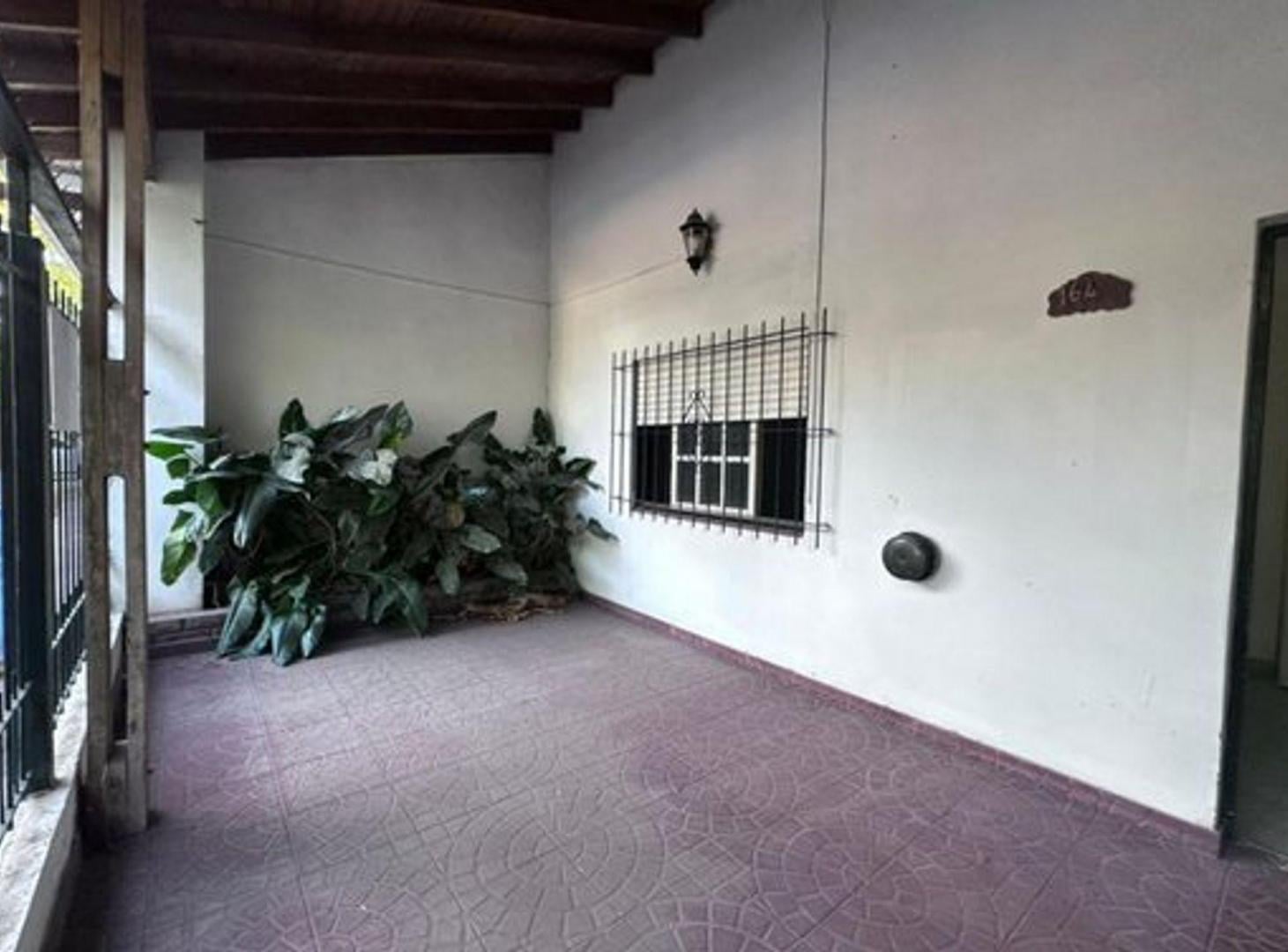 Foto de VENTA CASA 3 AMB A RECICLAR - MARCOS PAZ, imagen 2
