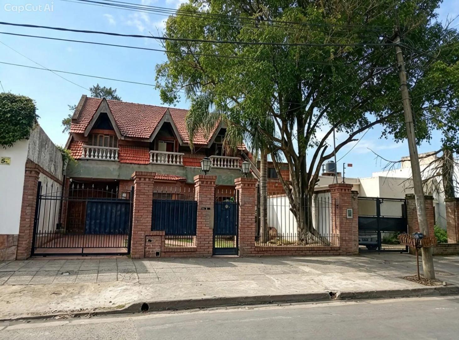 Foto de Venta 400 m2 casa 6 amb Hurlingham parque pileta, imagen 1