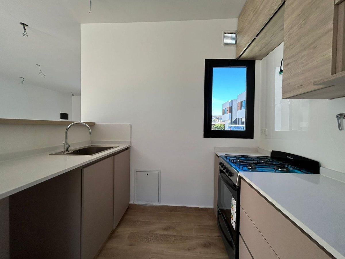 Foto de VENTA CASA EN COMPLEJO CERRADO 4 AMB- PILAR, imagen 3