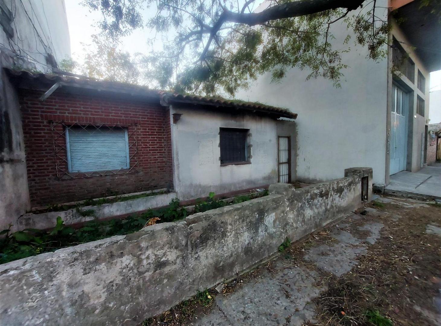 Foto de VENTA 2 CASAS 5 AMBIENTES RAMOS MEJIA REFACCIONAR, imagen 3