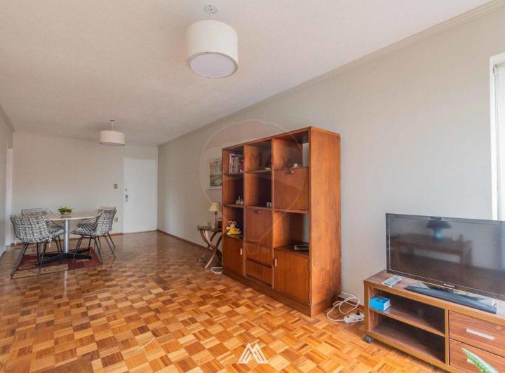 Venta Punta Carretas 3 dormitorios y Servicio 4