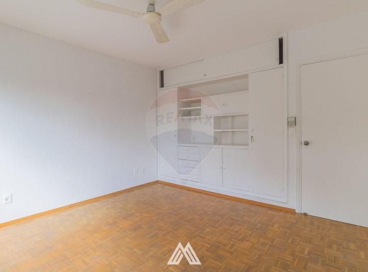 Venta Apartamento Pocitos 3 dormitorios Garaje 3