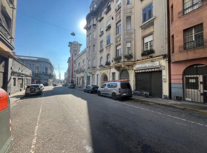 Alquiler Local Comercial Ciudad Vieja 1