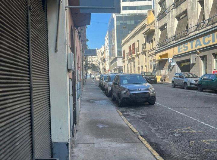 Alquiler Local Comercial Ciudad Vieja 4