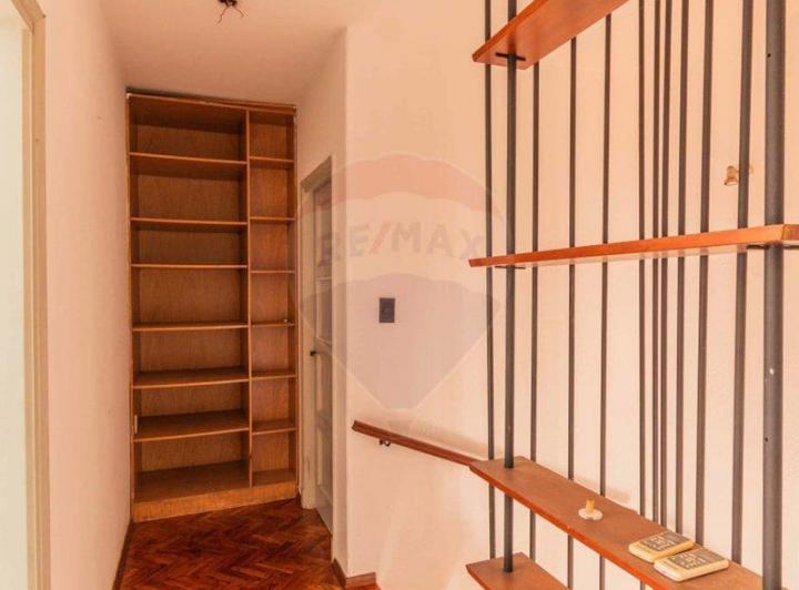 ALQUILA CASA BUCEO 2DORM Y COCHERA 1