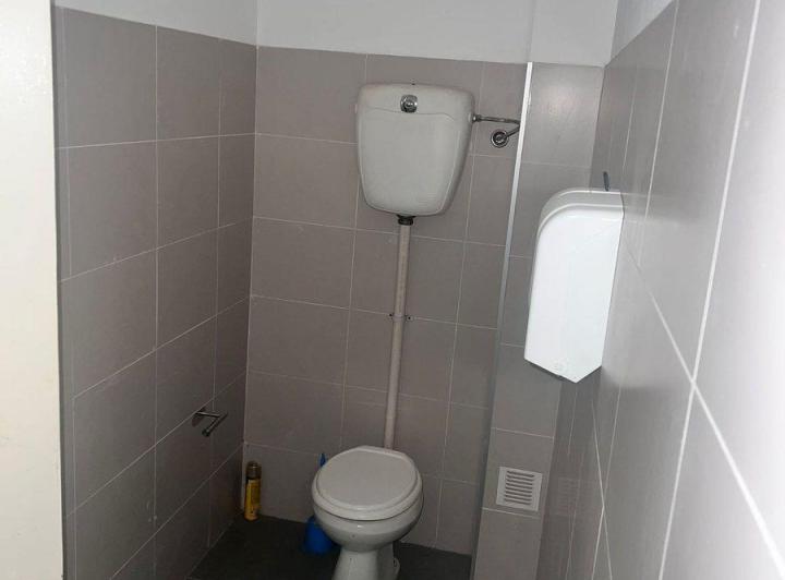 Alquiler Local Comercial Cuidad Vieja 5