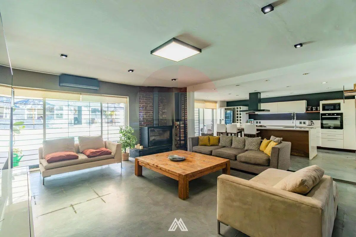 VENTA CASA DE CATEGORÍA + APTO EN LAS PIEDRAS 2
