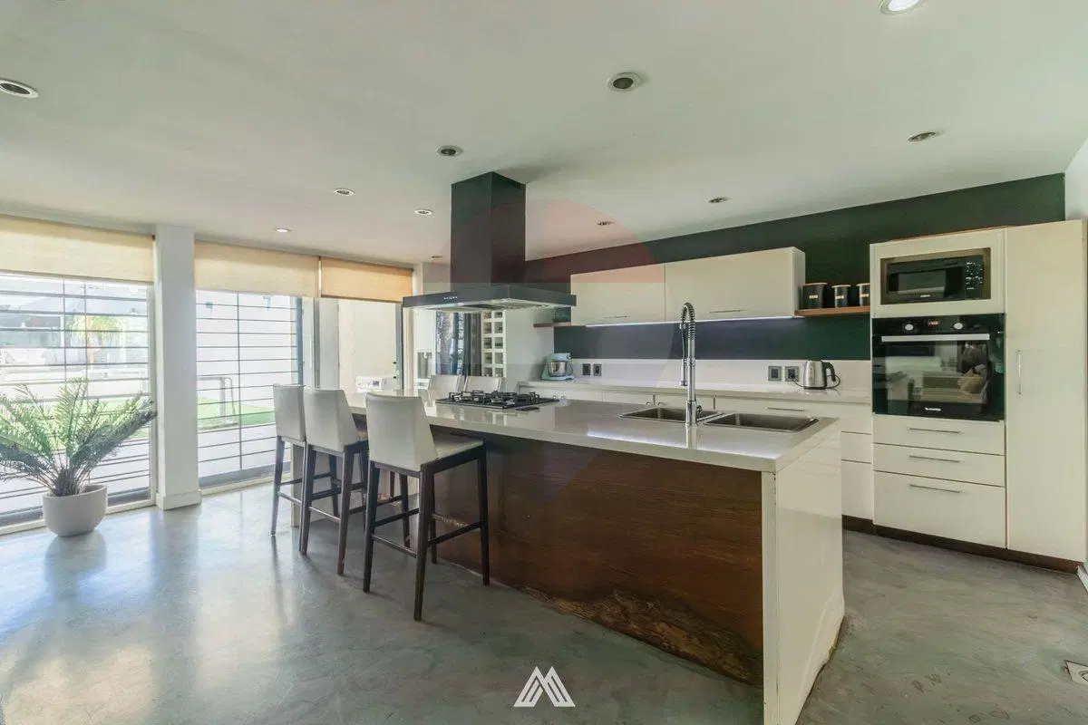VENTA CASA DE CATEGORÍA + APTO EN LAS PIEDRAS 4