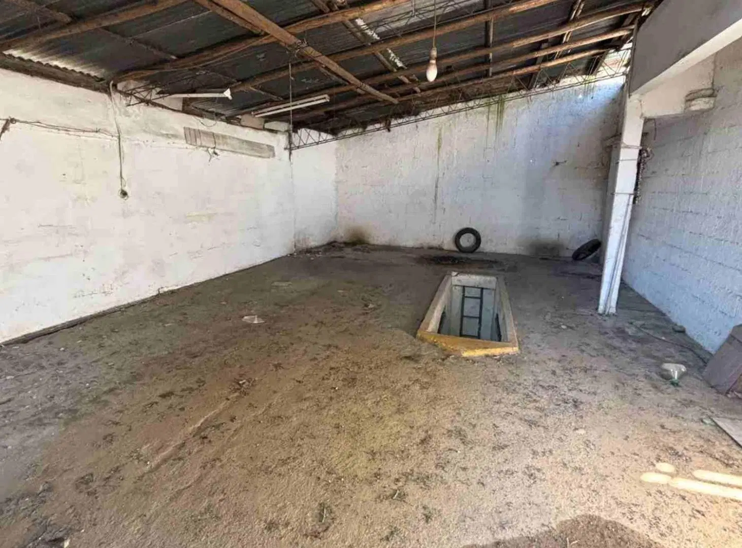 VENTA DE DEPÓSITO Y APARTAMENTO 1 DORMITORIO PANDO 5