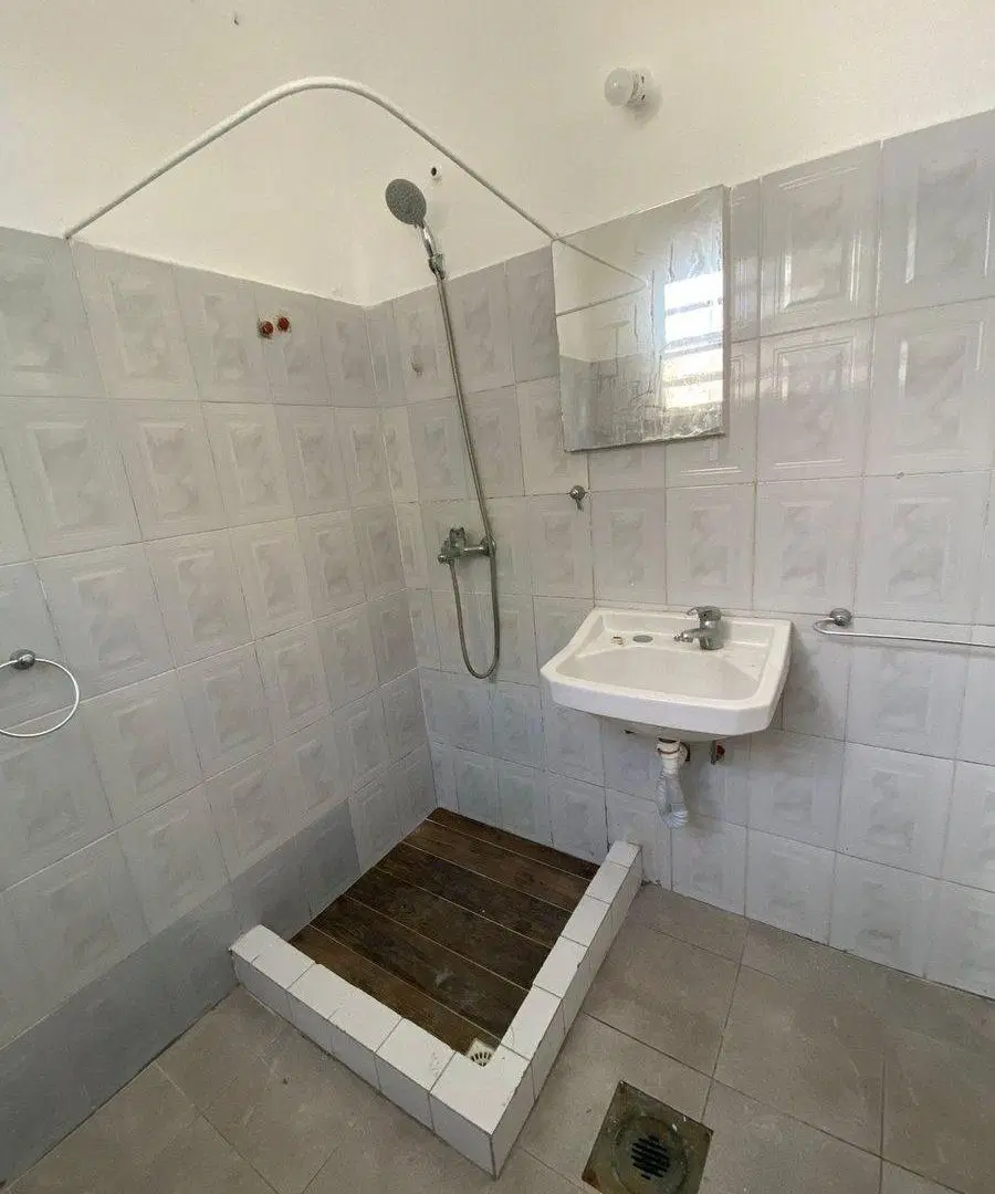 Alquiler, PB 1 dormitorios con patio PARQUE RODO 3