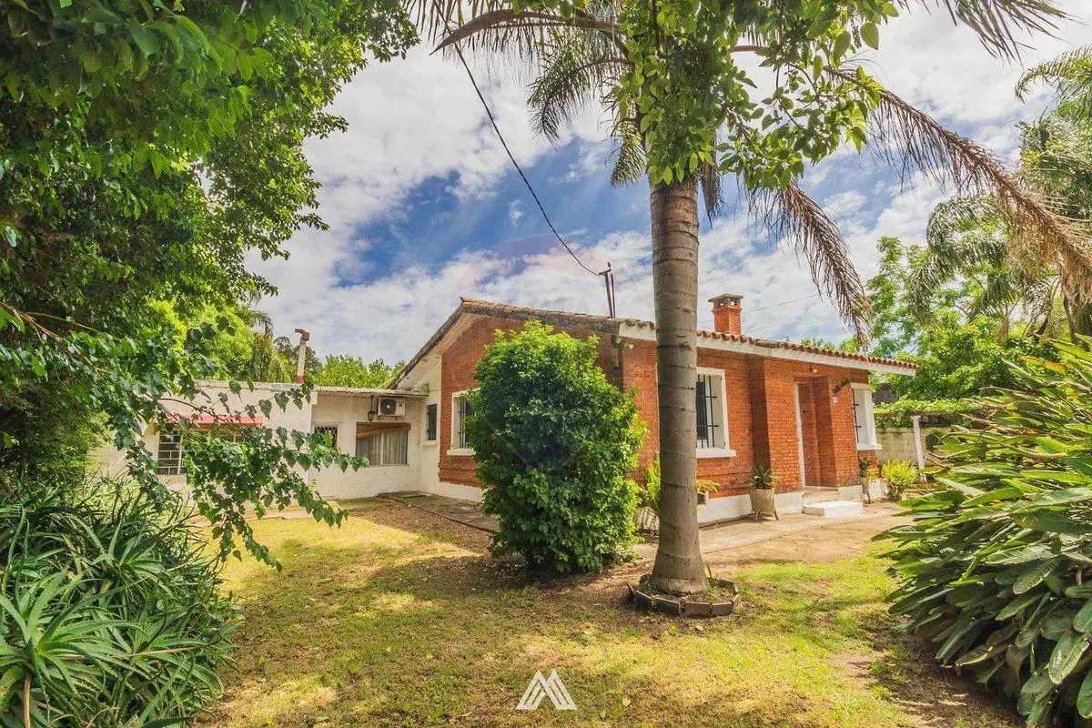 VENDO RESIDENCIAL ADULTO MAYOR  AV. INSTRUCCIONES 5