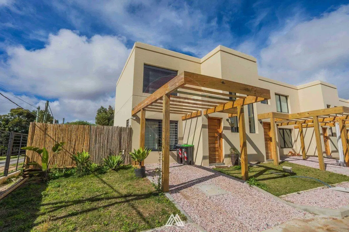 Venta casa a Estrenar 3 dormitorios 2 baños 4