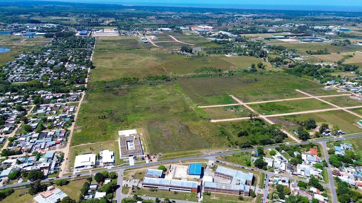 TERRENO 42 HA - PADRON COMUN - PROXIMO A RUTA 101 5
