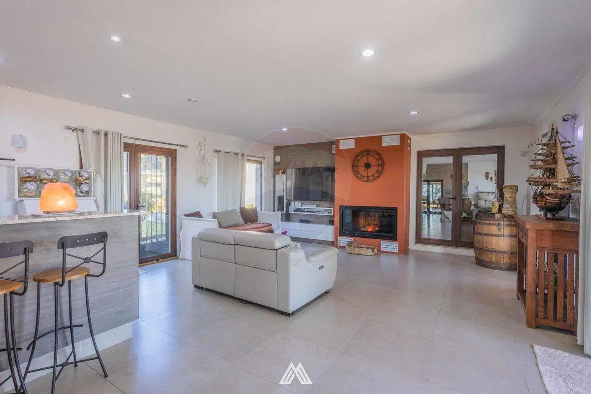 CHACRA EN VENTA EN MINAS - 5 DORMITORIOS - PISCINA 3