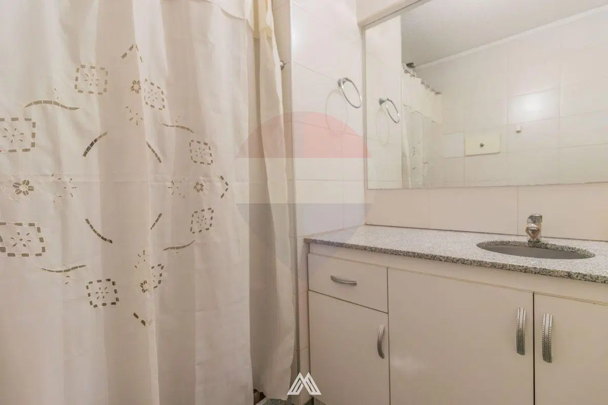 Se vende oficina en Plaza Cagancha, Torre Libertad 3